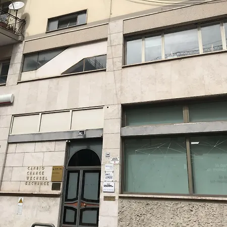 Center Σαλέρνο