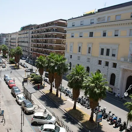 Center Bed & Breakfast Salerno